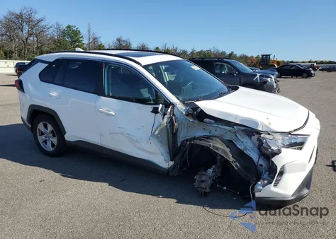 2019 Toyota Rav4 Xle from USA, damaged, VIN 2T3P1RFV7KW003835